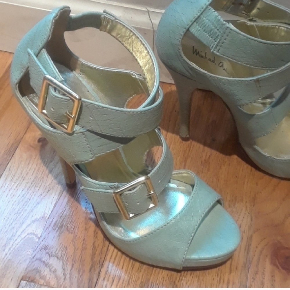 Shoe Dazzle Cross Strap Buckle Heels